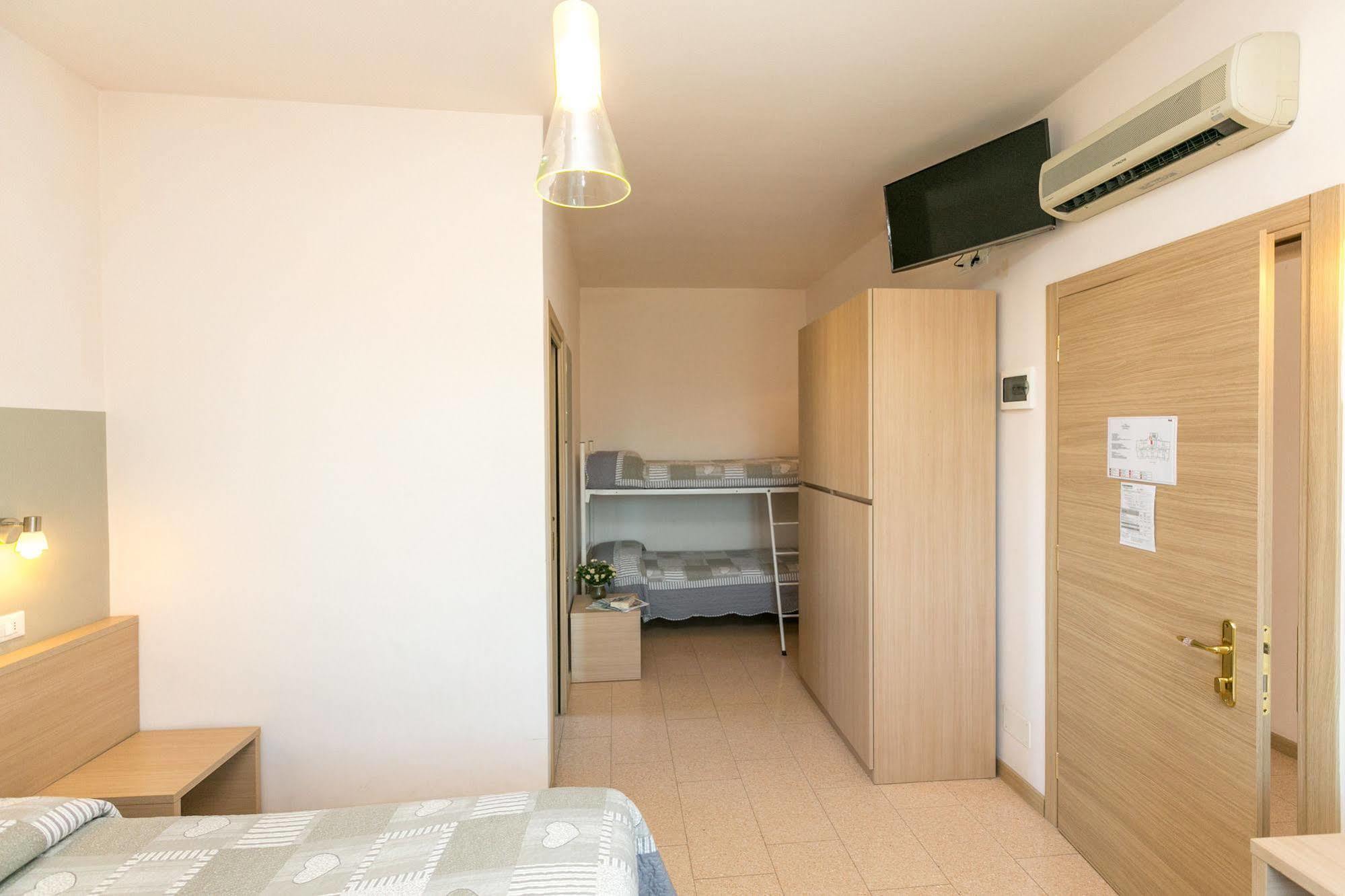 Hotel Colonna Lido di Jesolo Dış mekan fotoğraf